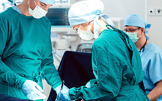 Nowatorska operacja wycięcia żołądka w Poliklinice MSWiA w Olsztynie